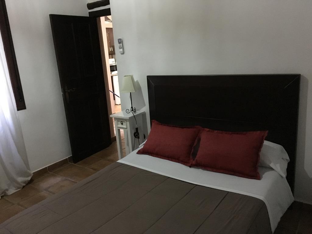 Apartamentos Victoria Bujalance Ngoại thất bức ảnh