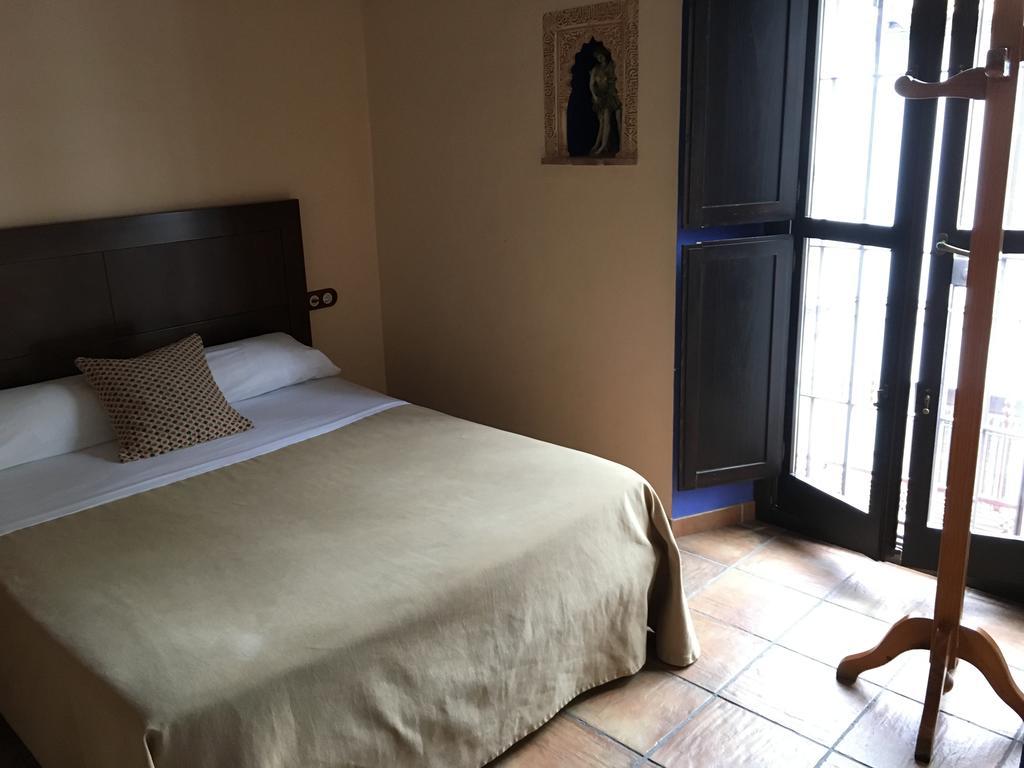 Apartamentos Victoria Bujalance Ngoại thất bức ảnh